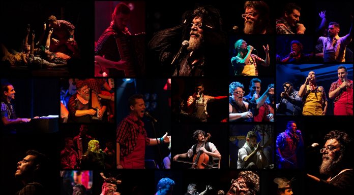 «Φίλα με… στις Γραμμές»