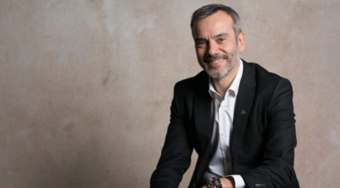 Μήνυμα Ζέρβα στο τηλεοπτικό debate. «Είμαστε εδώ για να μιλήσουμε για την πόλη. Όχι στην κομματικοποίηση των αυτοδιοικητικών εκλογών».