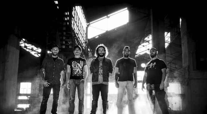 Pulse R: “…παίζουμε ένα κράμα μεταλ και ροκ με heavy riffs και δυναμικές μελωδίες”