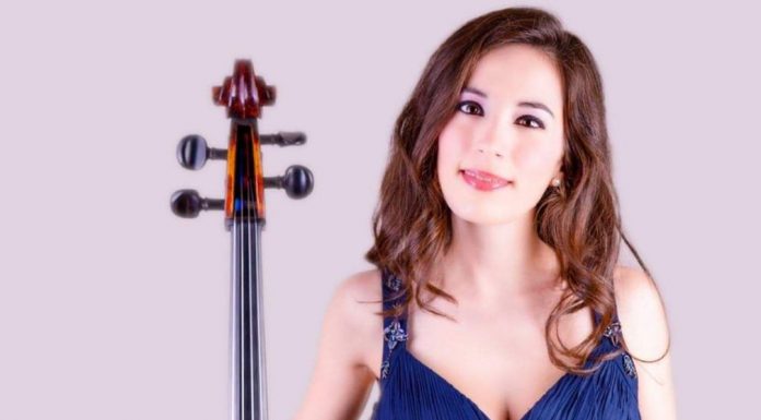 Βίκη Παπανικολάου: “Η μουσική είναι ένα ταξίδι εσωτερικών ανακαλύψεων”