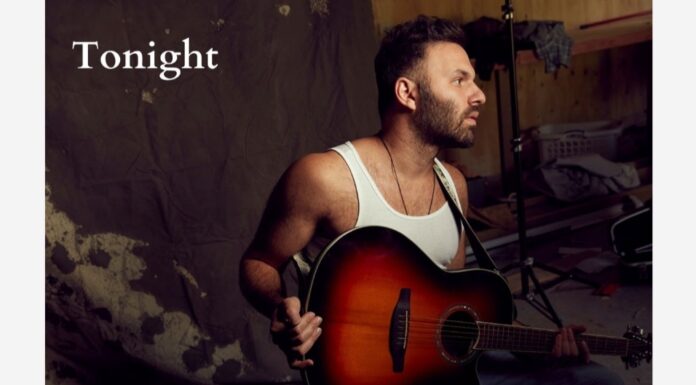 O Κυριάκος Gabriel Varnava επιστρέφει «Tonight»