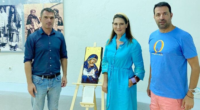 «Μήτηρ Αγνεύουσα και Παρθένος θηλάζουσα»