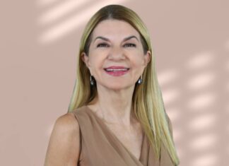 Η μαιευτήρας – χειρουργός γυναικολόγος Έφη Ρομποτή απαντάει στις ερωτήσεις μας!