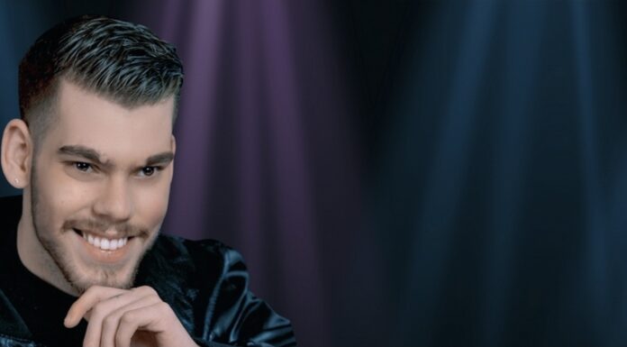 Κριτική ΦΟΒΙΣΜΕΝΗ ΕΠΑΡΧΙΑ: «Το μολύβι στο κόκκαλο»