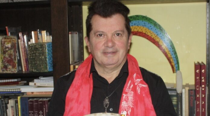 Κώστας Ευαγγελάτος: Η κοπή της βασιλόπιτας στο ART STUDIO EST-LA CHAMBRE