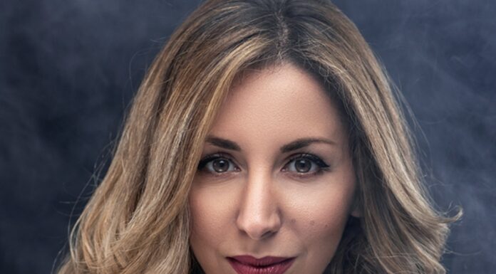 Κατερίνα Μελίτη: “Προσπαθώ να ακούω τη δική μου φωνή και το ένστικτό μου, ώστε να είμαι ευτυχισμένη με τις επιλογές μου”