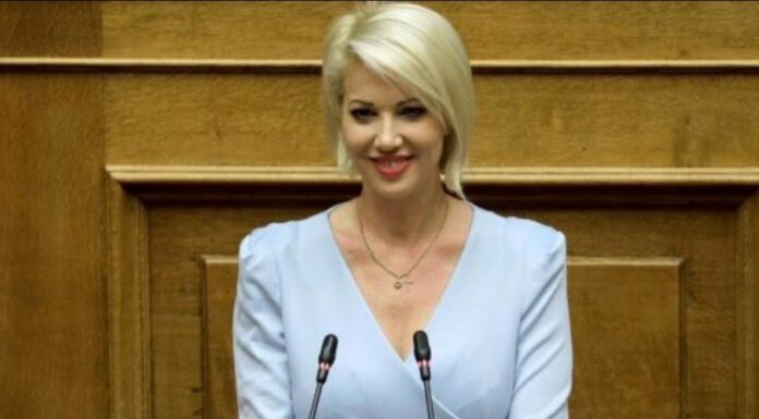 Κατερίνα Μονογυιού: Από τα καλλιστεία στη Βουλή