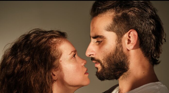 «Οι κάτω απ’ τ’ αστέρια» του Τηλέμαχου Τσαρδάκα