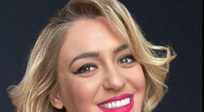 Η Χρυσούλα Στεφανάκη στη μουσική σκηνή Σφίγγα