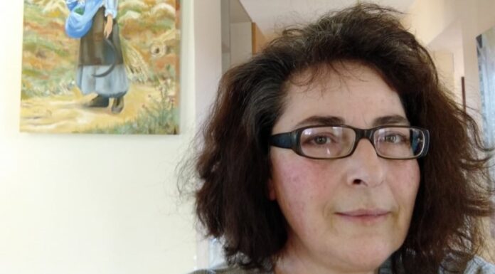 Η Γεωργία Πυροβολάκη συμμετέχει στη διαδικτυακή ομαδική έκθεση εικαστικών τεχνών με θέμα “ΠΑΙΔΙΑ ΣΕ ΚΙΝΔΥΝΟ” και τίτλο “Θα τα πω όλα στο Θεό!”
