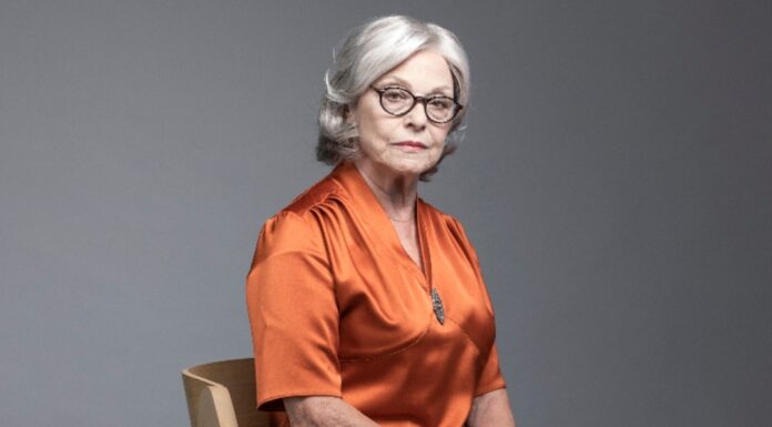 Μια Γερμανίδα Γραμματέας – Ερμηνεύει η Ρένη Πιττακή