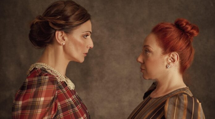 Παράταση παραστάσεων για το «Παιχνίδια στη Σοφίτα» της Λίλλιαν Χέλμαν στο Θέατρο Χυτήριο