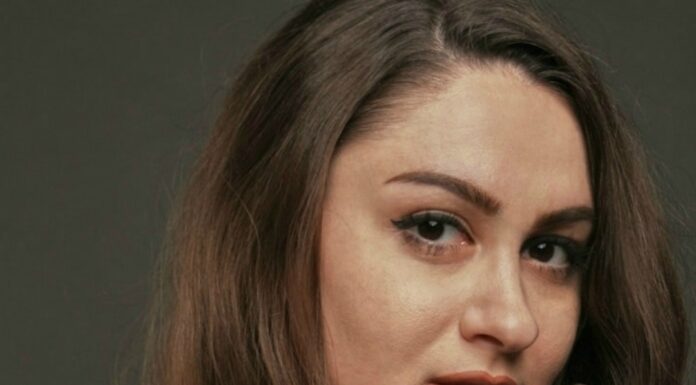 Στέλλα Σαμαρά: «Το μέσα», είναι ένα τραγούδι σε δικούς μου στίχους και μουσική