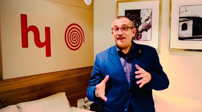 Γιάννης Στεργής: «Ο καθένας μας πάνω στη γη είναι ένας διαφορετικός κόσμος από μόνος του…»