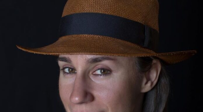 Η Δέσποινα-Μαρία Λογίδου (Dalm) συμμετέχει στην Εικαστική Έκθεση «Το ΛΟΥΛΟΥΔΙ της ΕΡΗΜΟΥ: Αφιέρωμα στην Καταπολέμηση της Βίας εναντίον των Γυναικών»