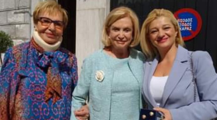 Συνάντηση Μητσοτάκη με την ομοσπονδιακή Βουλευτή Maloney