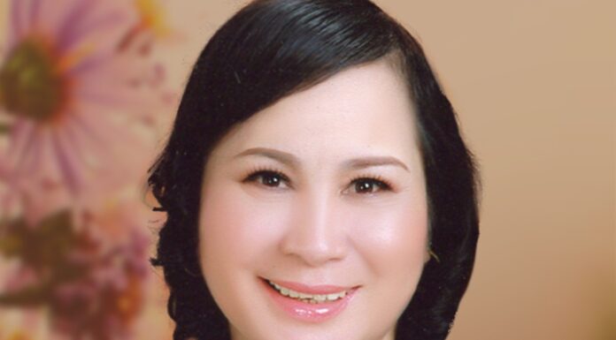 Hoang Cam Thach: “Literature is the science of understanding the beauty in life, society and people, expressed in the language of art”