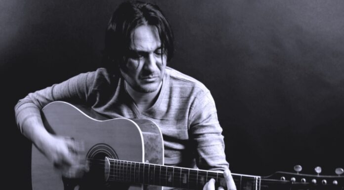 “Σαν τον Νικόλα Άσιμο” Νέο single από τον τραγουδοποιό και παραγωγό Βασίλη Πάντσιο