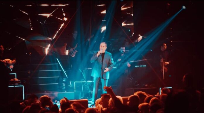 Γονίδης-Μελάς: Η πολύμηνη sold out επιτυχία και το εορταστικό πρόγραμμα