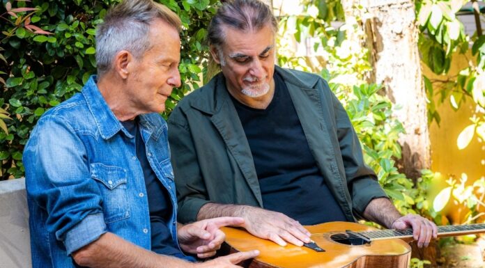 Ο Φίλιππος Πλιάτσικας και ο Βαγγέλης Γερμανός ολοκληρώνουν τις εμφανίσεις τους στη μουσική σκηνή Σφίγγα