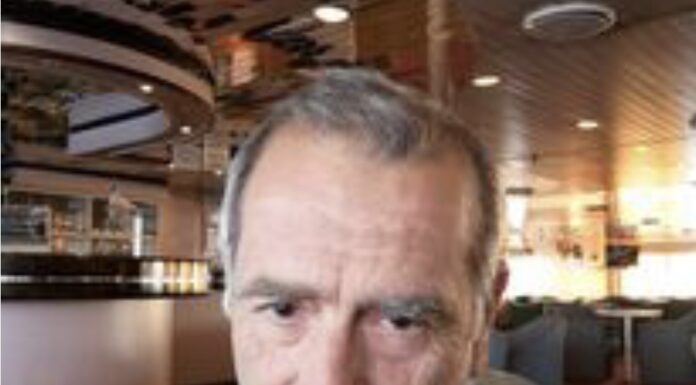 Ο Οινοποιός, δάσκαλος ζωγραφικής και Γκαλερίστας Πέτρος Μάλλης συμμετέχει στη Διεθνή Ομαδική Έκθεση Εικαστικών Τεχνών στην Αυστρία “Με το Μπλέ τ’ ουρανού και της θάλασσας”