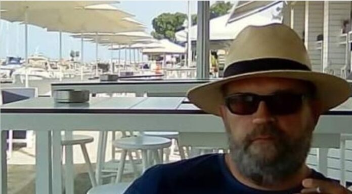 Poems by Christos Dikbasanis