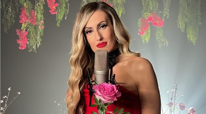 Stelia: Μάς παρασύρει μουσικά με ένα special «Music Box Sessions» με 10 μεγάλες επιτυχίες