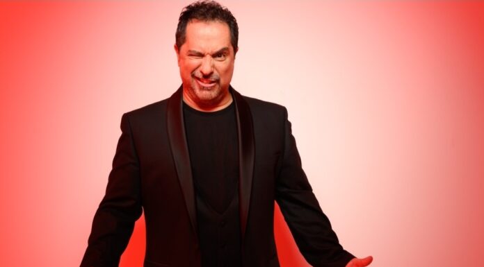 Mάκης Δημάκης: Το νέο του τσιφτετέλι «Ψάξε Παπά Αμαρτωλό» ξεσηκώνει