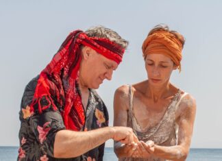 «Λεοπόλδος ο με τ’ άλας» Κωμωδία με ουσία στο Θέατρο Παραμυθίας