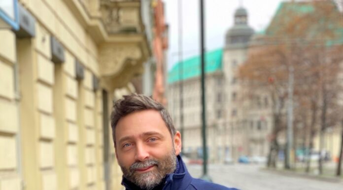 Νέες συνεργασίες με Γκαλερί σε Ντουμπάι, Ελβετία, Βερολίνο, ο Σταύρος Δίτσιος