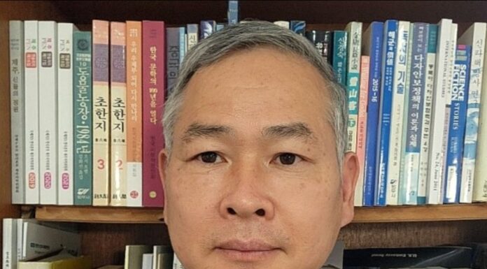 Poems by Kang, Byeong-cheol from Korea