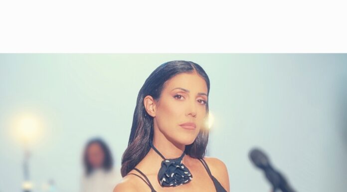 Μαρία Ιωαννίδου: Ερμηνεύει σε medley πέντε ζεϊμπέκικα μεγάλων δημιουργών