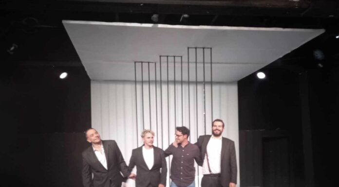 Σαρωτική προσέλευση για τον «Χάρτινο Τίγρη» στα Γιάννενα