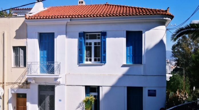 «Φωτοβόλτα στο Θησείο» από το ΔΙΑΦΡΑΜΑ 26