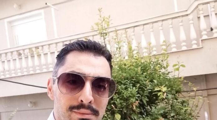 “Long live Independence” by John Sidiropoulos