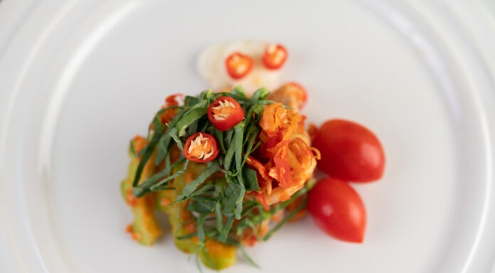 Η νέα ελληνική κουζίνα: Πώς τα τοπικά υλικά μεταμορφώνονται σε haute cuisine