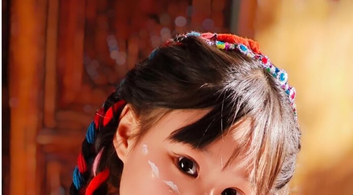 Poem by Luo Qianxuan: “Love in My Eyes”