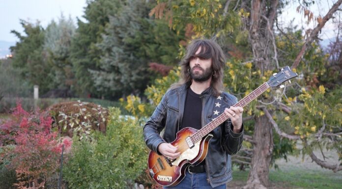 Angel Harvits: «Η μουσική που γράφουμε έχει πολλές επιρροές από το Rock ‘n’ Roll, το Classic Rock και την Pop»