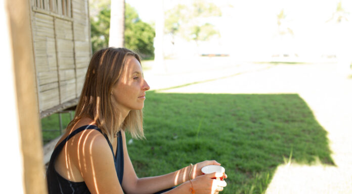 Slow living: Η σημασία του να δημιουργούμε γωνιές ηρεμίας μέσα στην καθημερινότητά μας