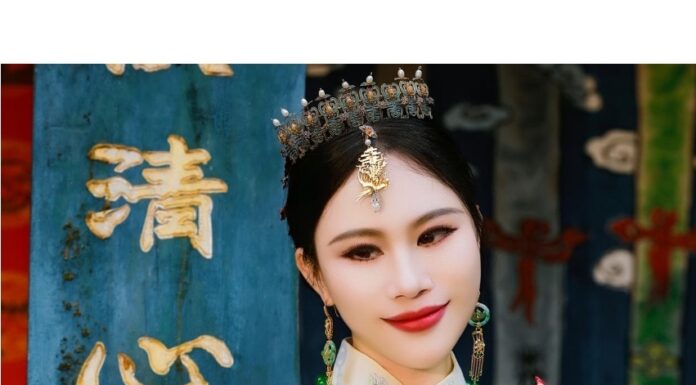 “As Long As It’s You In The End” poem by Lan Xin