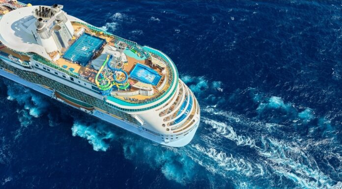 «Ship Visit στο Explorer of the Seas»