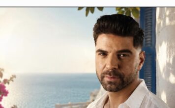 Τόλης Δαμιανός «Γιορτάζω»