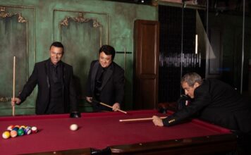 Αδαμαντίδης – Τερλέγκας – Ζαζόπουλος: Στα backstage της αφίσας τους στο Rox όπως δεν τους έχετε ξαναδεί