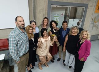 Μια ξεχωριστή βραδιά ουσίας με δυνατά μηνύματα και ανθρώπινη επικοινωνία από τον Πολιτιστικό Επιμορφωτικό Σύλλογο Ελευσίνας Μαγούλας “Ο ΛΟΓΟΣ”